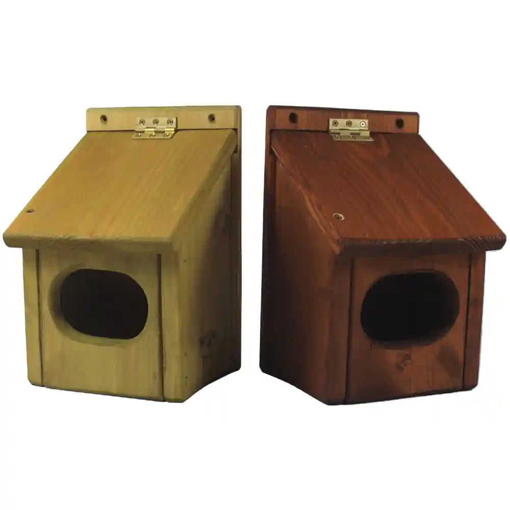 Large Blackbird Nesting Box in Natural Green or Chestnut Brown