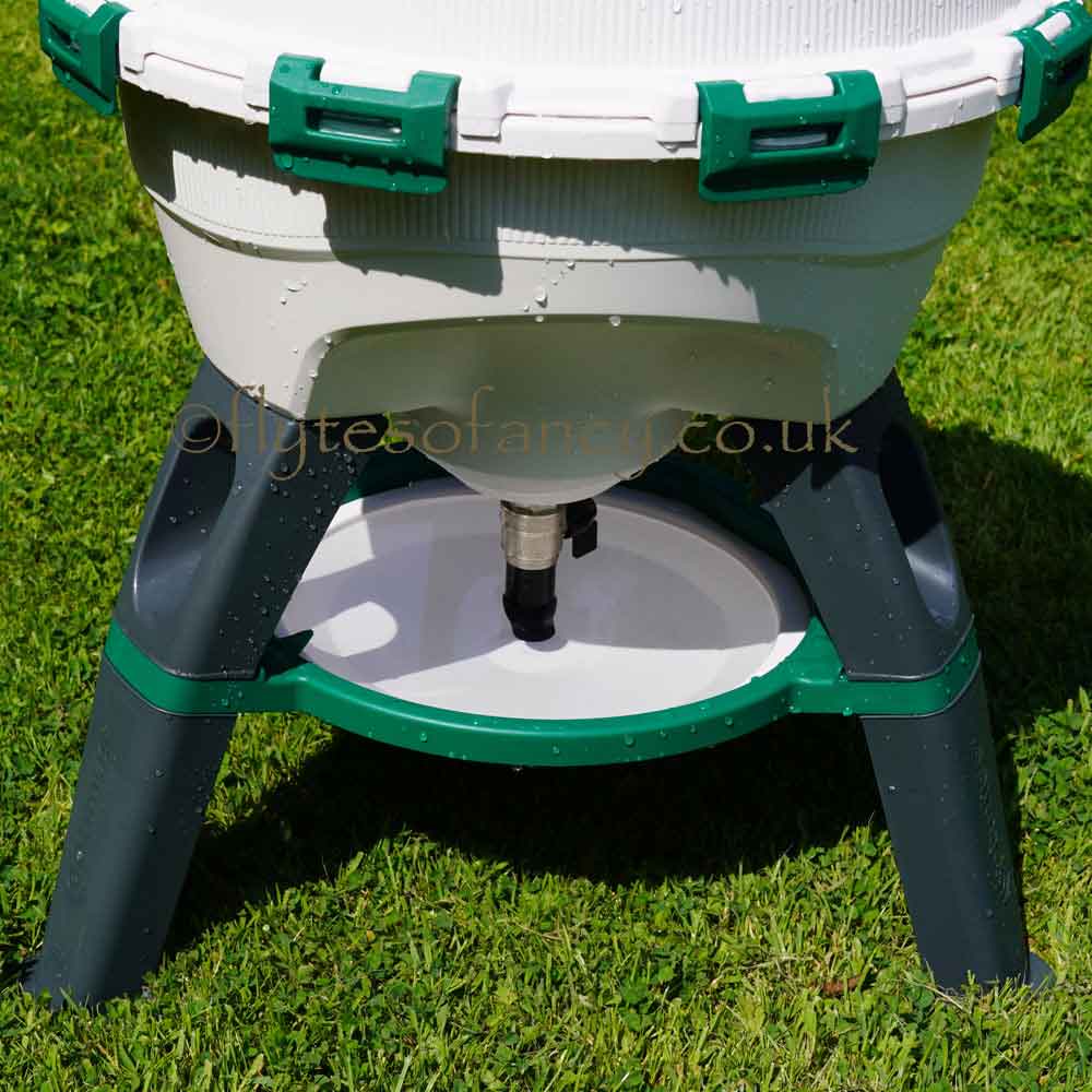 Optimus Tripod Poultry Drinker, 25 Litre - NEW!