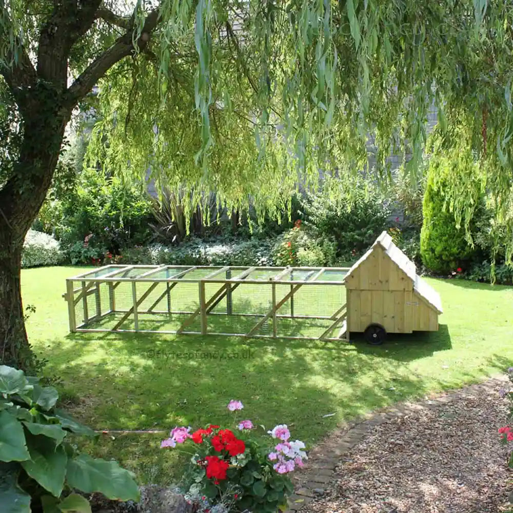 Side view Dorset Ranger Ten Chicken Coop, 12ft Run