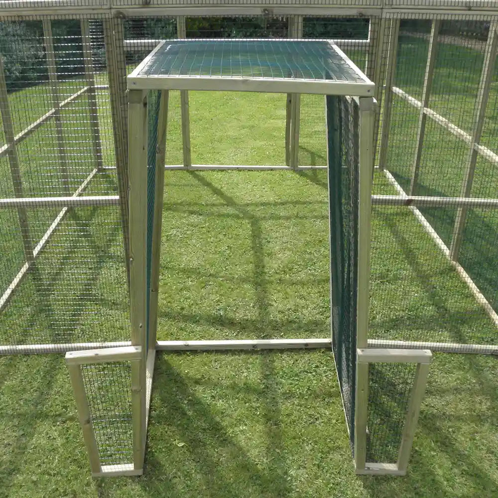 Tall Mating Panel for Poultry Protection Pens