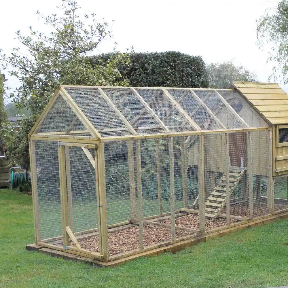 Sleeper & Woodchip Pack for Maggie's Dozen Henhouse