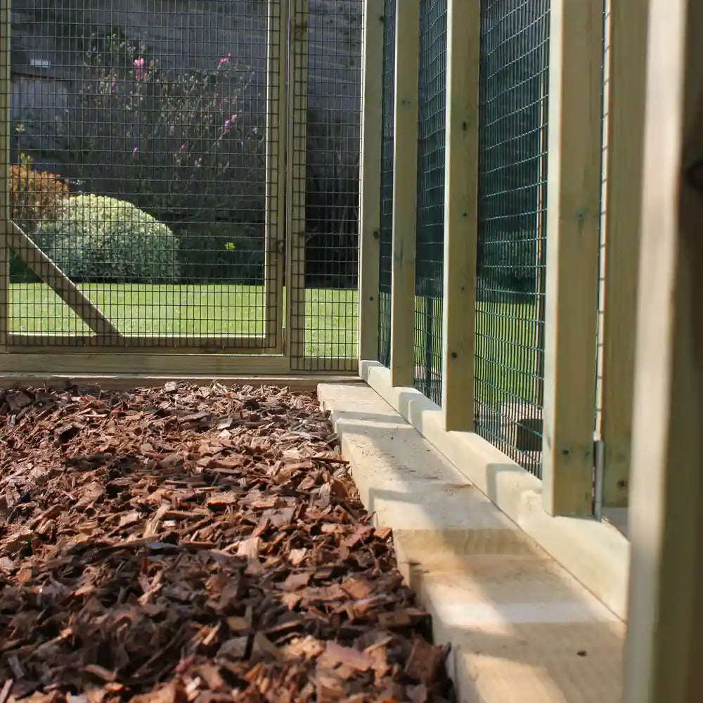 Inside view of the Sleeper & Woodchip Pack for Junior Pens