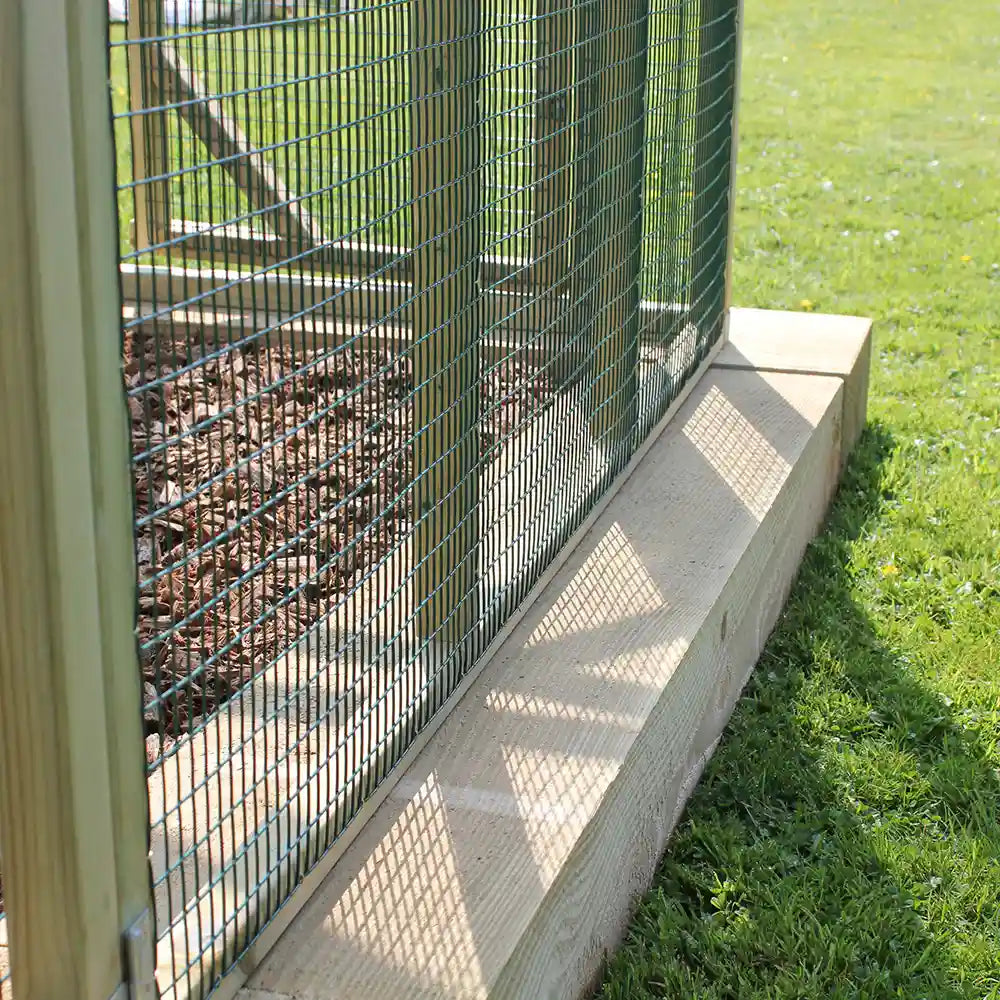 Detail view of Sleeper & Woodchip - Hobby Henhouse & Run