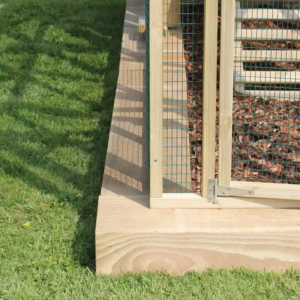Sleeper & Woodchip for Flyte Aviary Coops