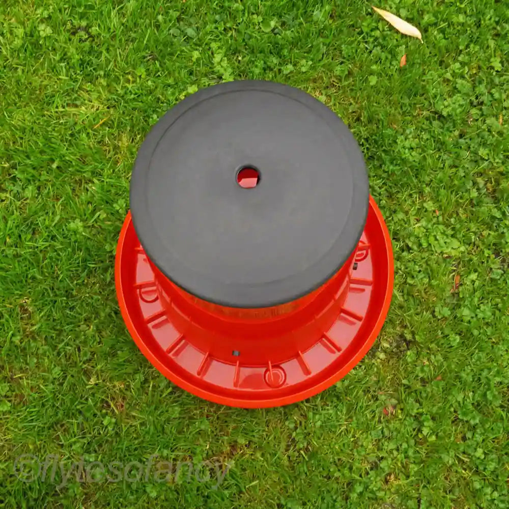 BEC Ultimate 12kg Handy Indoor Poultry Feeder