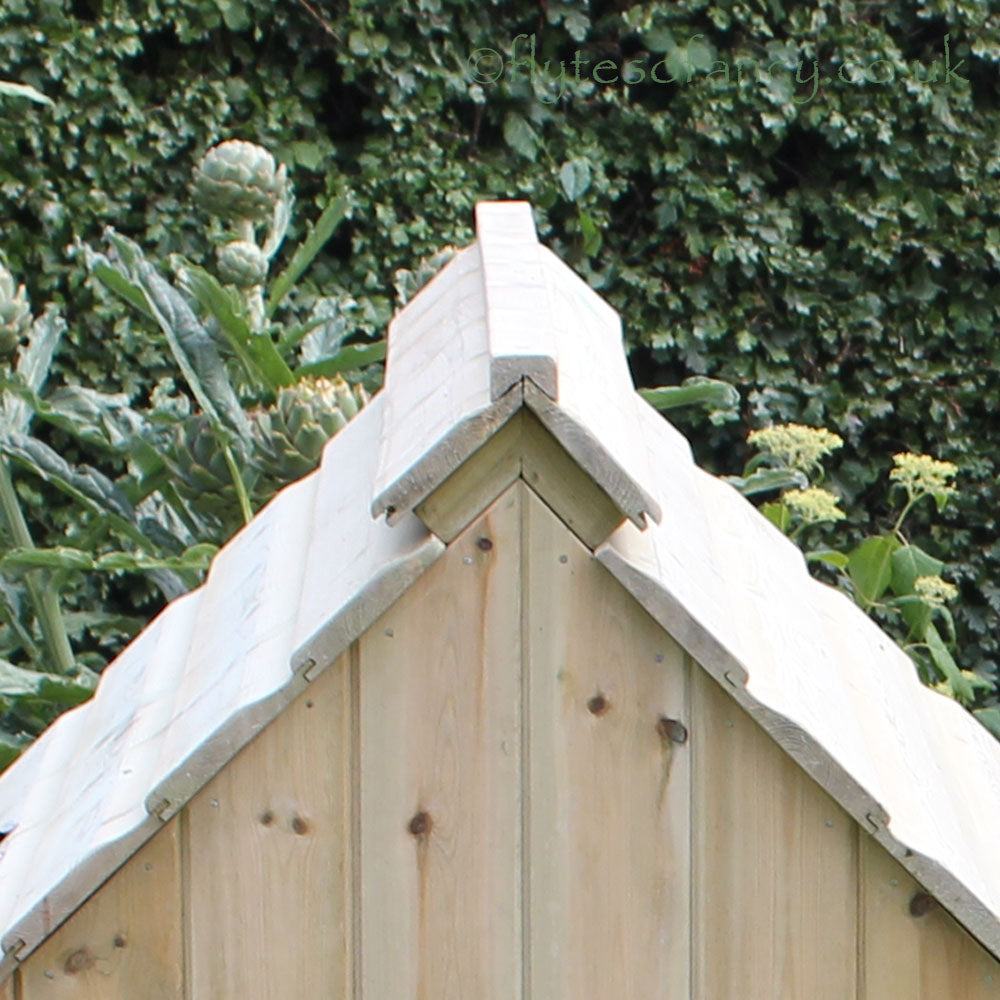 Ridge ventilation of Dorset Ranger Ten Chicken Coop