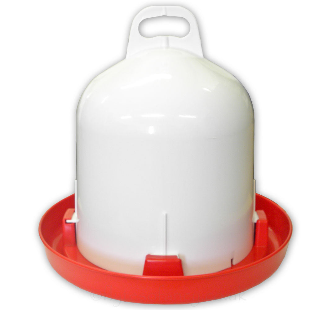 Plastic Trent Chicken Drinkers, 6 litre (cutout)