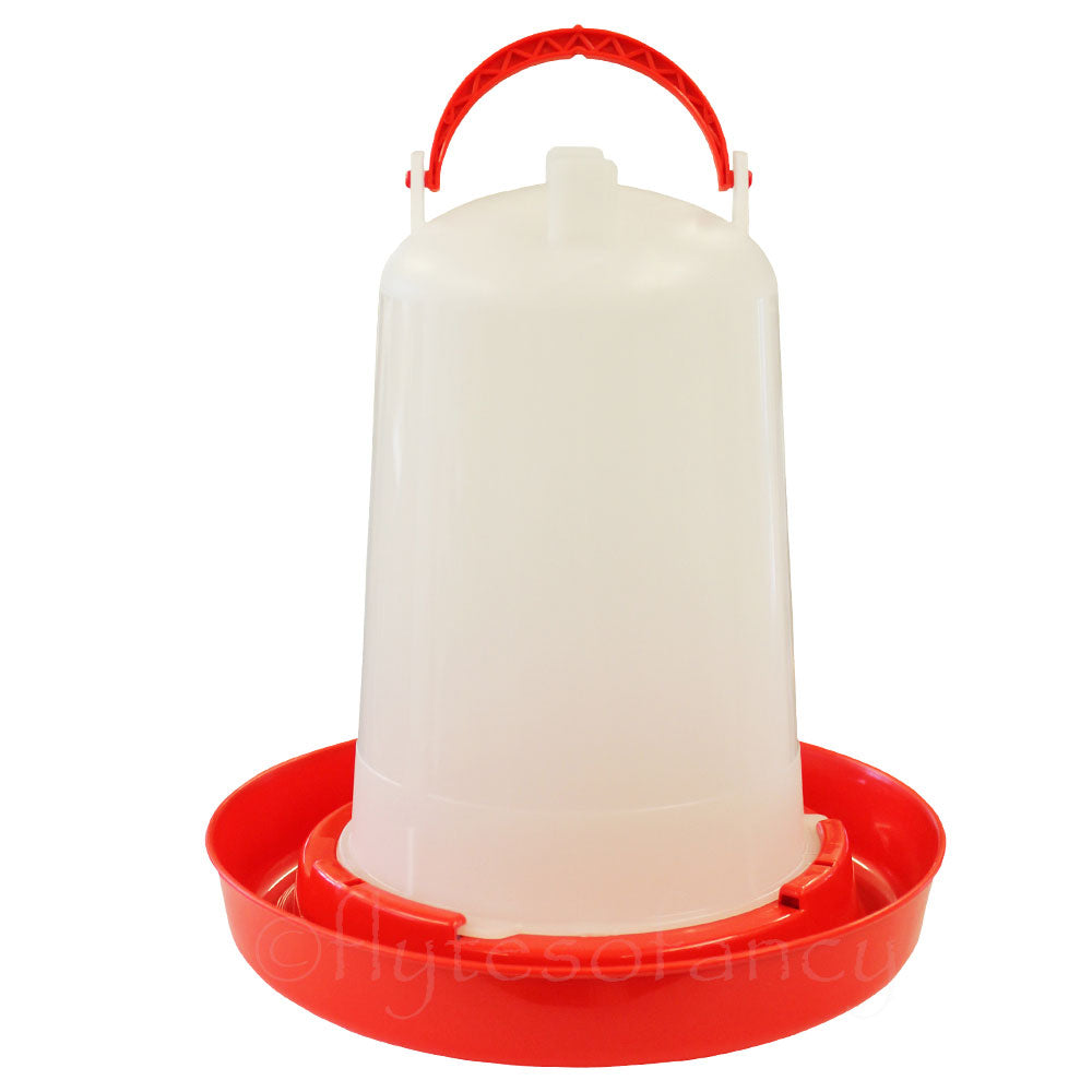 Red Economy Twist Lock Chicken Drinker with handle, 1.5Litre