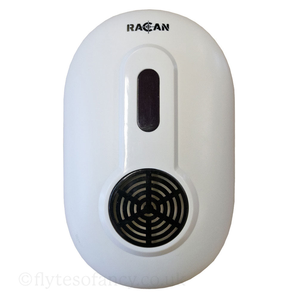 Front view RACAN Sonic Rodent Repeller
