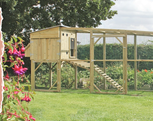 Tour the Flyte Aviary Chicken Coop