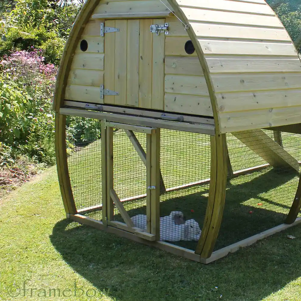Fancy rabbit hutches online