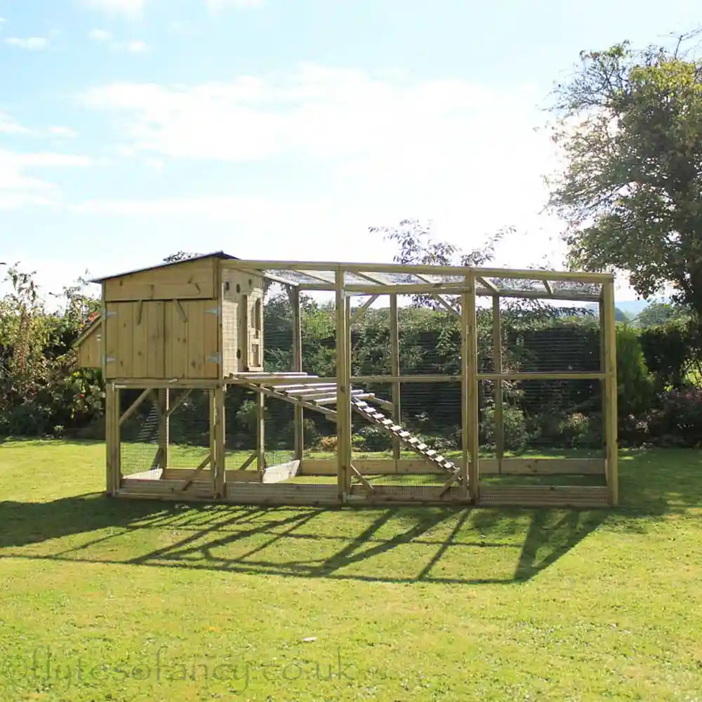 Flyte Aviary 8 Grand Chicken Coop side view