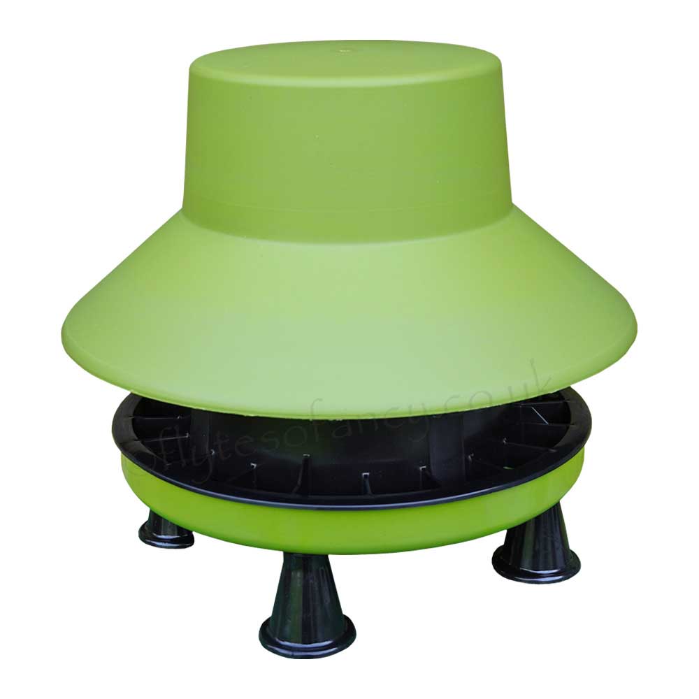 Recycled Plastic Blenheim Outdoor Chicken Feeder, 6kg