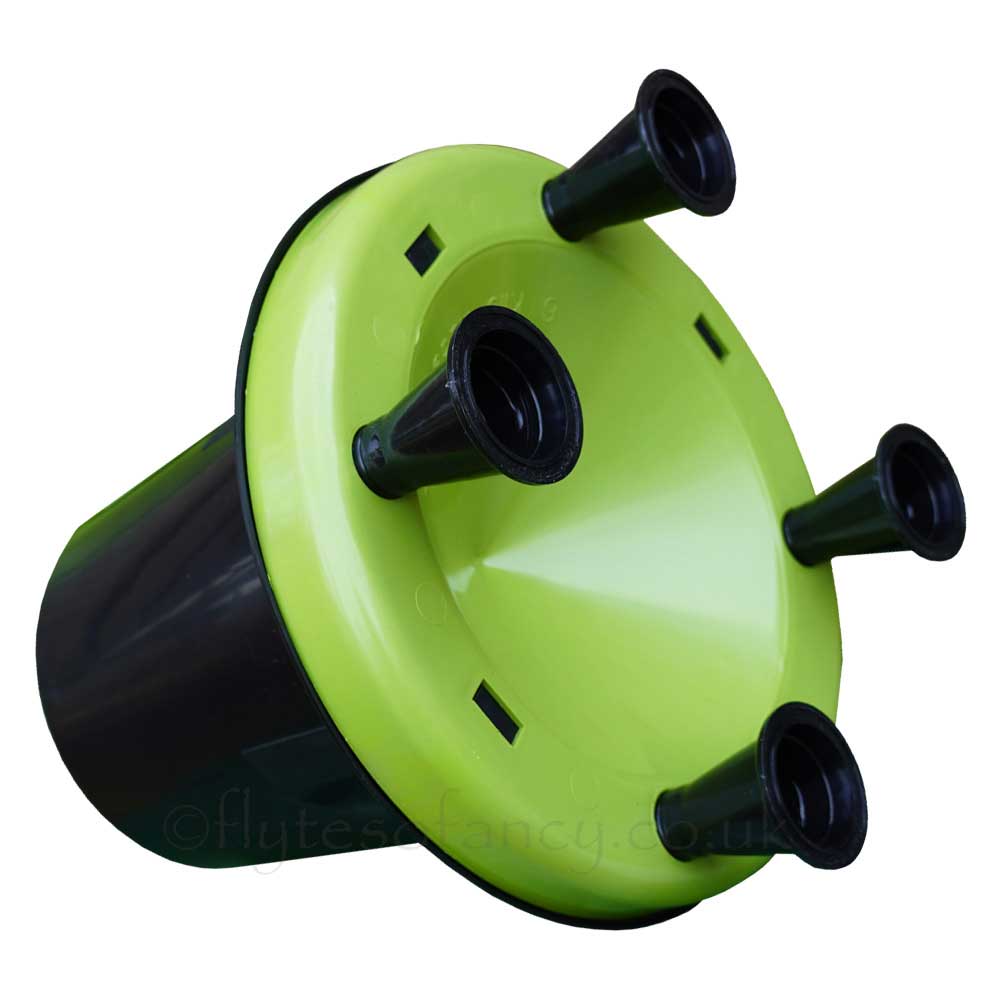 Recycled Plastic Blenheim Outdoor Chicken Feeder, 6kg