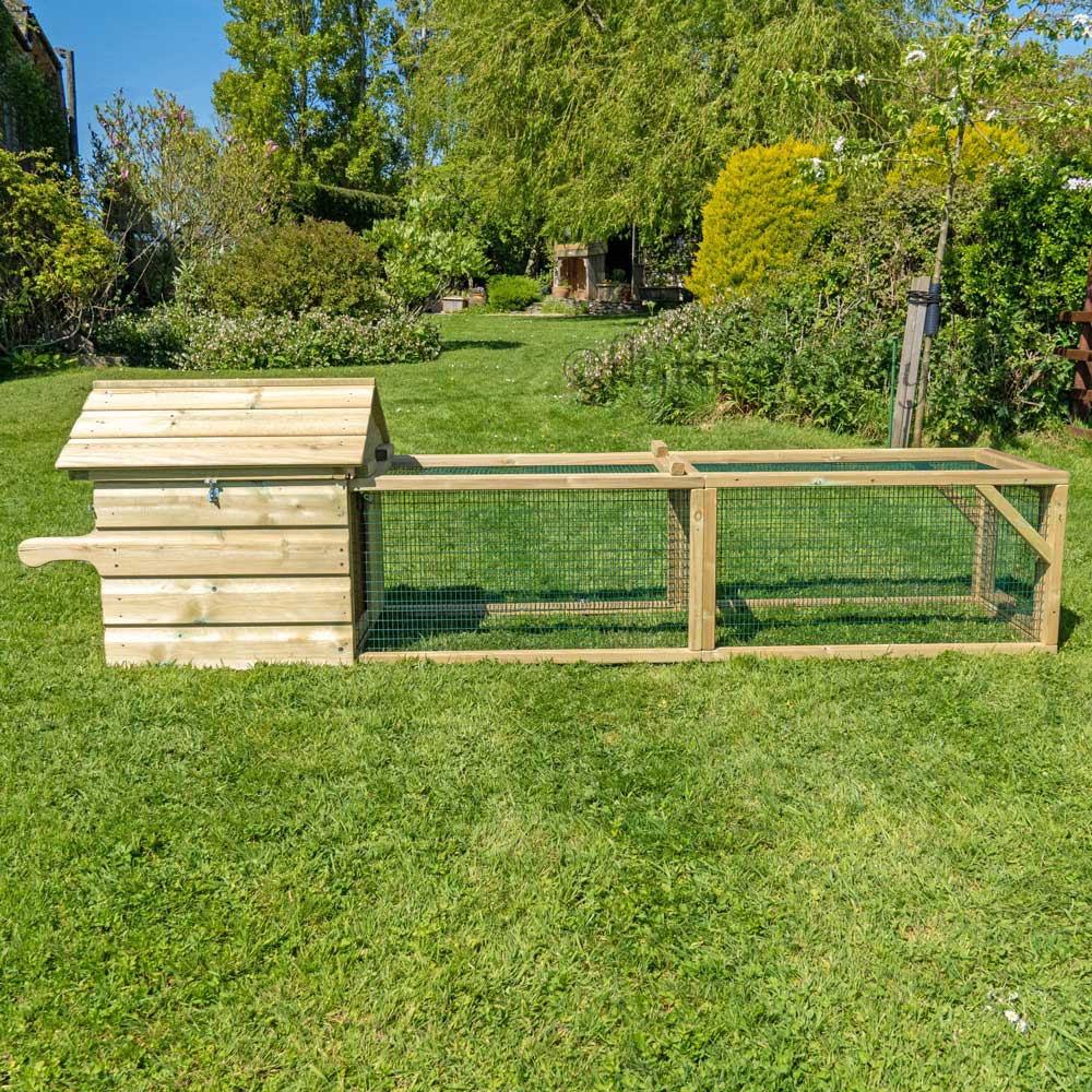 Broody Chicken Coop with 2m Long Run, side view