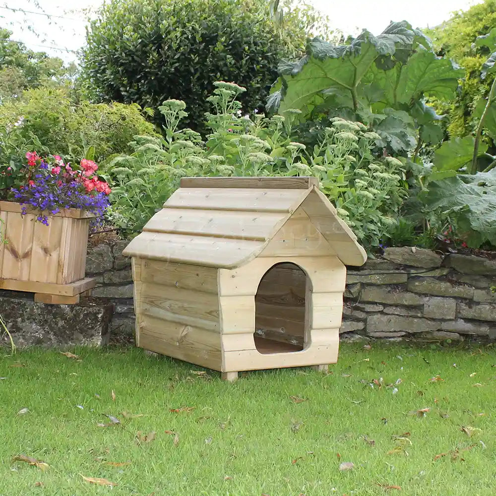 Small Buckland Dog Kennel LHS