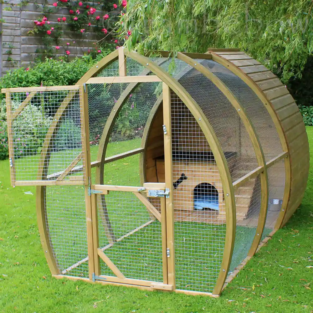 Front view Framebow Arched Dog Kennel