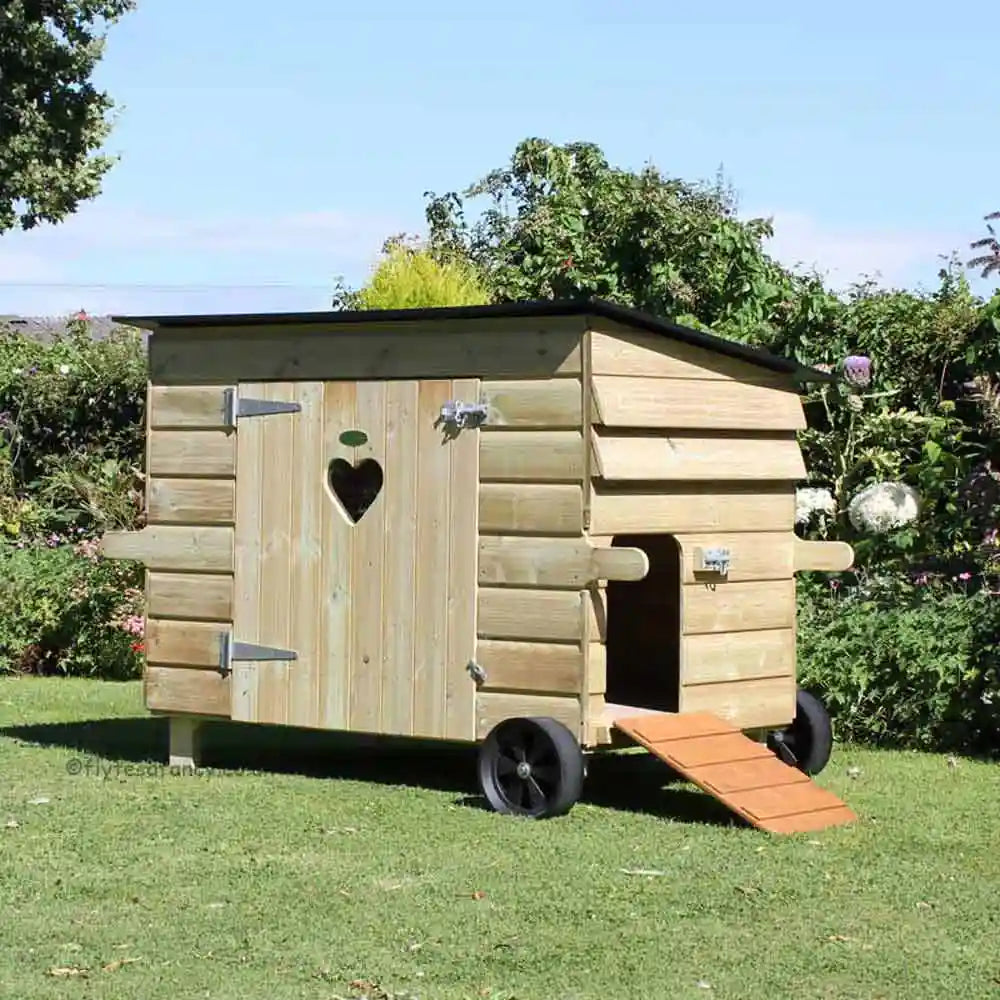 Gaggle Duck & Goose House with wheels, pophole open
