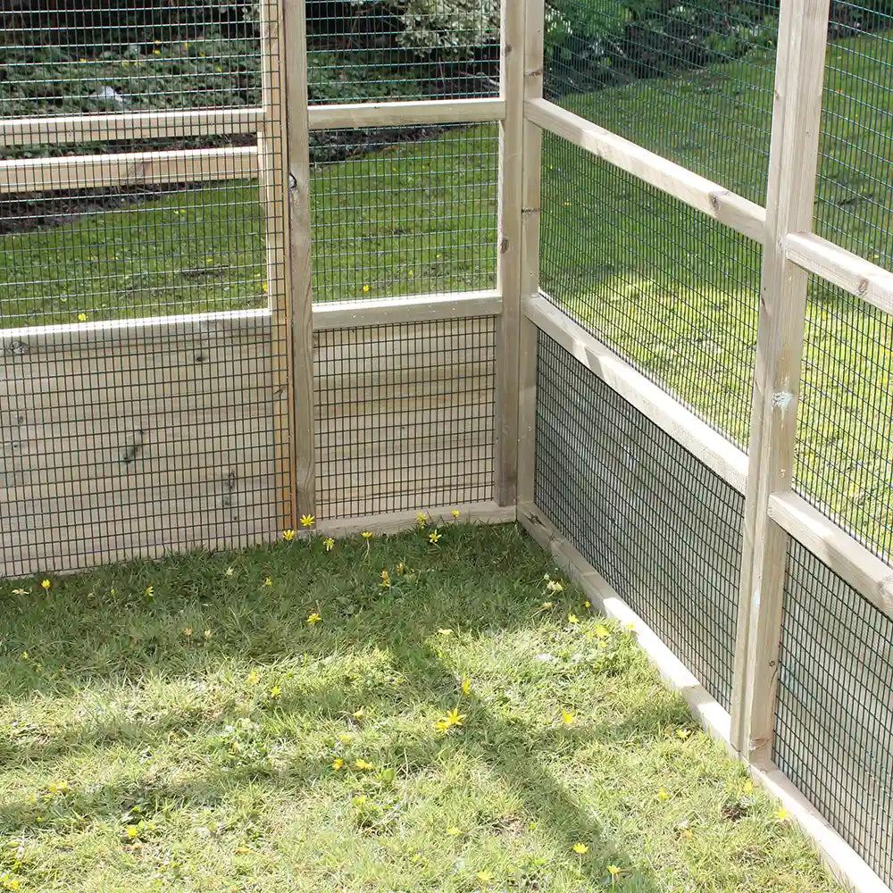 Timber Windbreak Skirt for Poultry Protection Pens