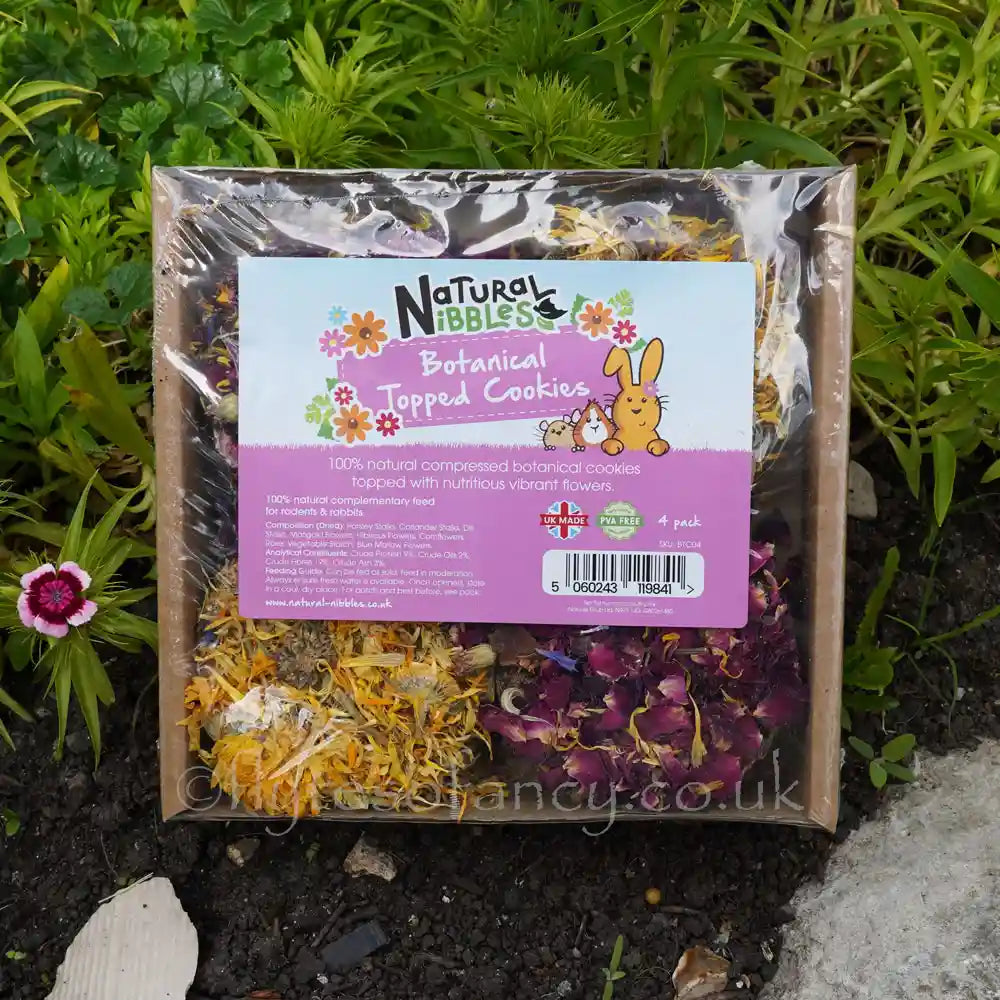 Natural Nibbles Botanical Topped Cookies for Rabbits