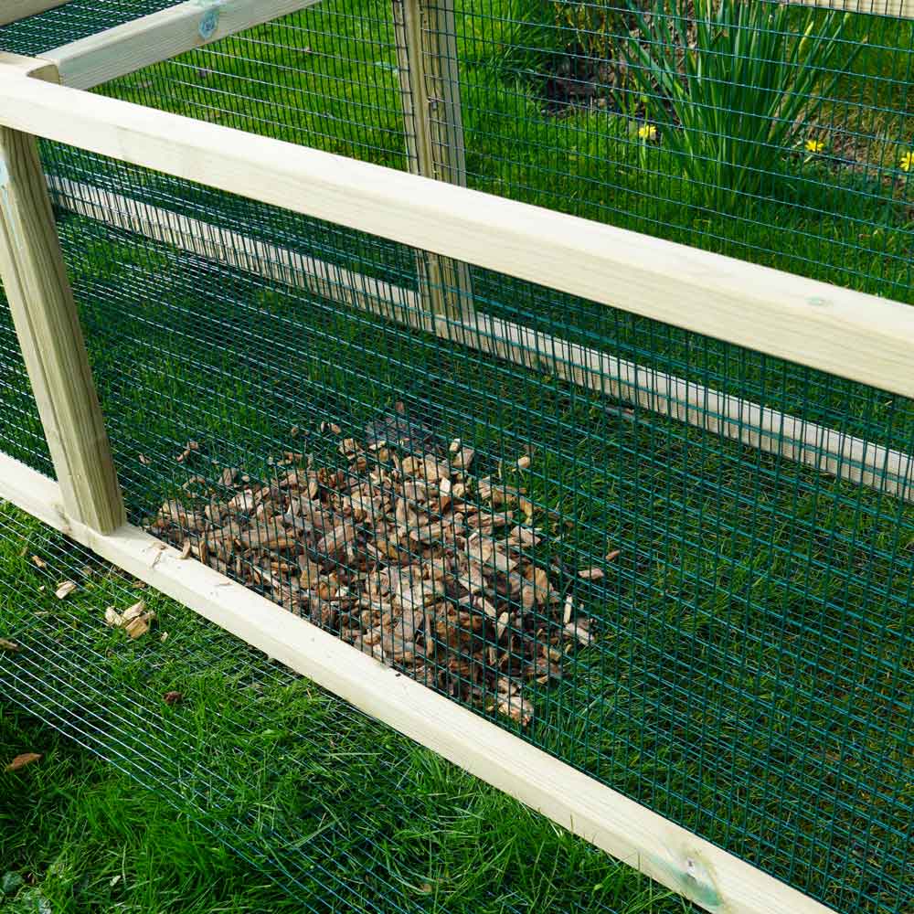 Anti-Rodent Scratch Mat for Broody Coops