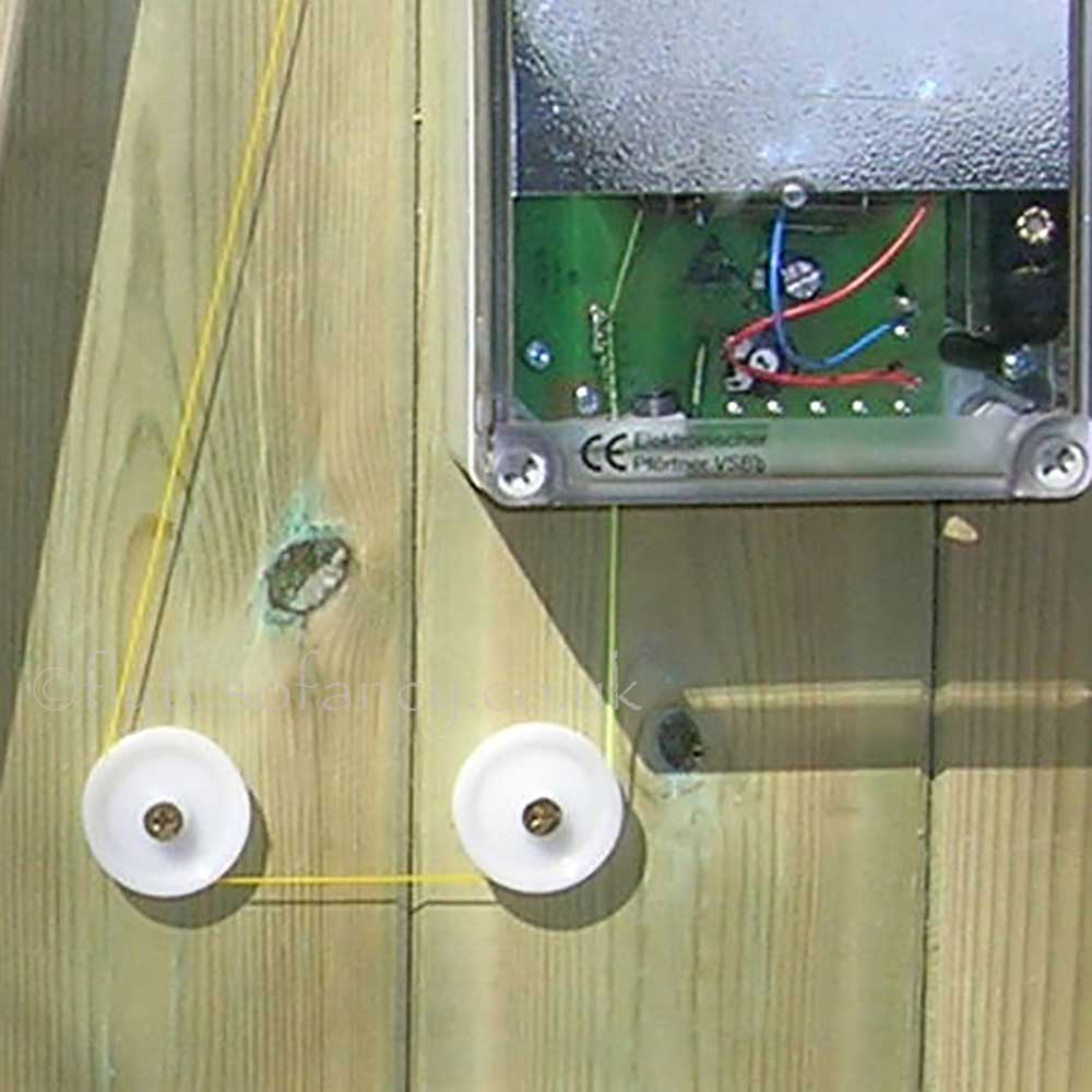 Small Plastic Pulley for Automatic Door Openers