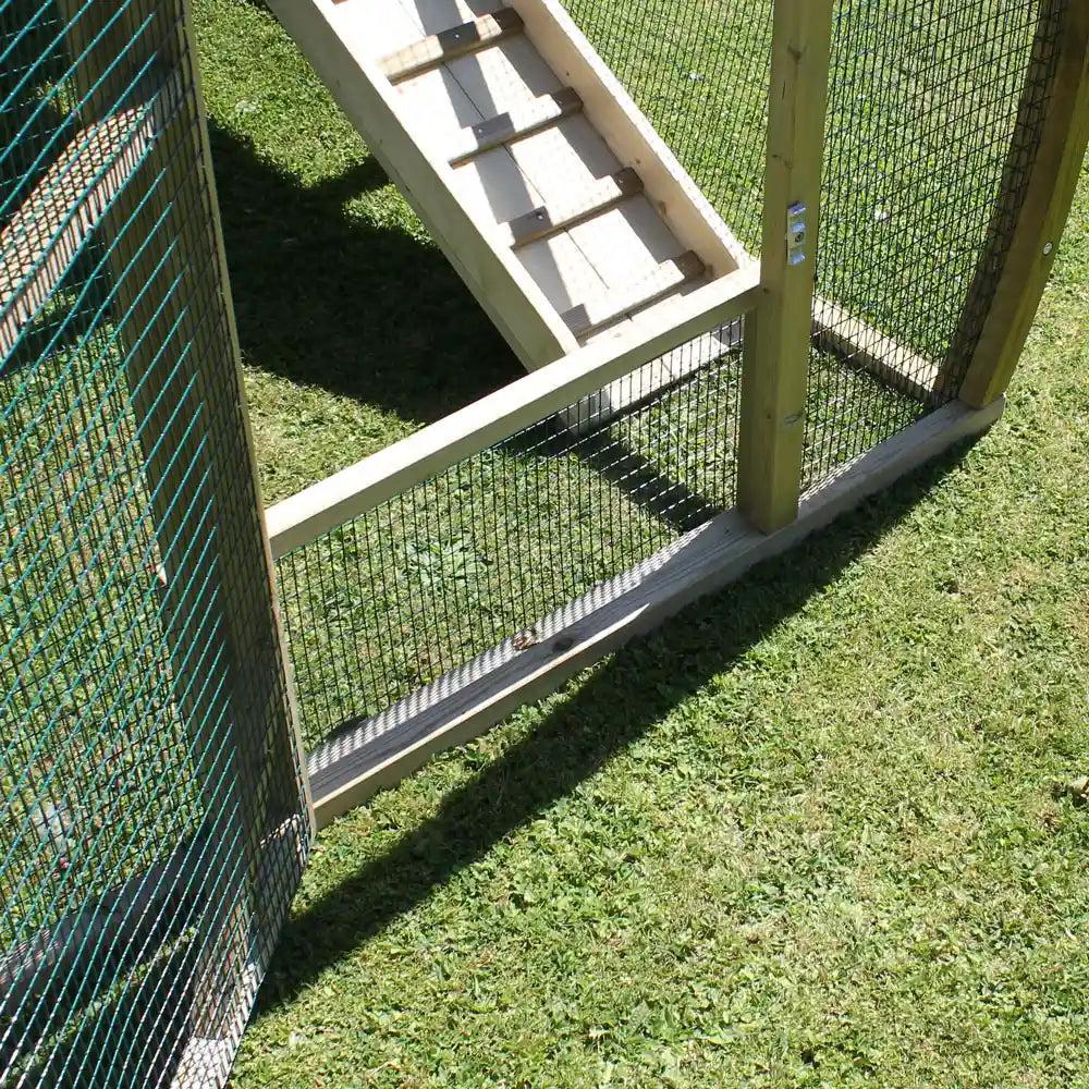 Anti-Escape Mesh Panel for Arched Rabbit Run