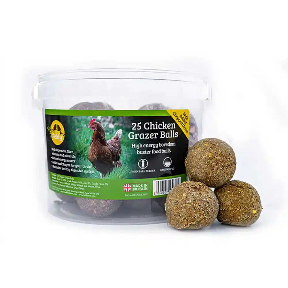 Feldy Chicken Grass Grazer Balls - Tub of 25