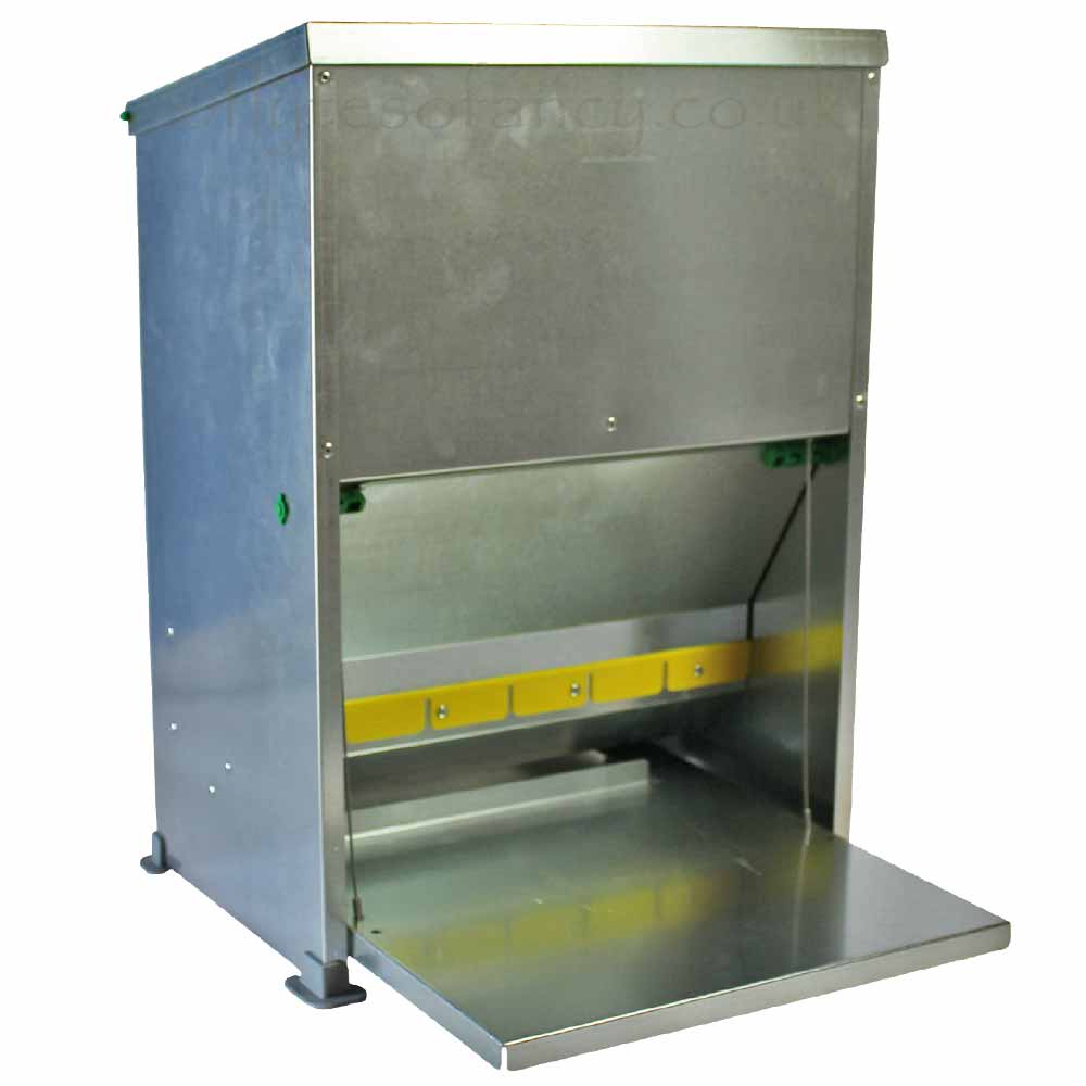 Galvanised Steel Treadle Feeder for poultry