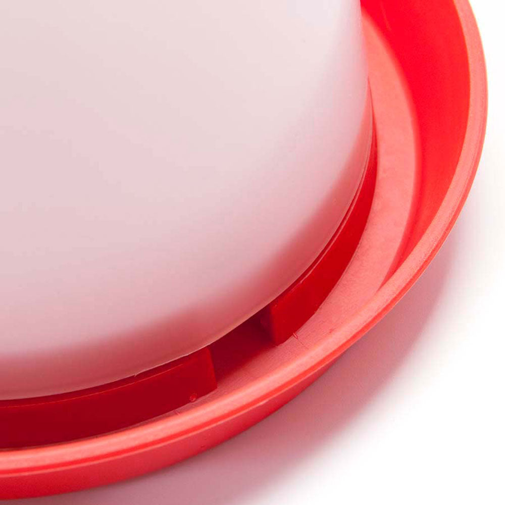 Saucer detail of Economy Push-Fit Chick Drinkers