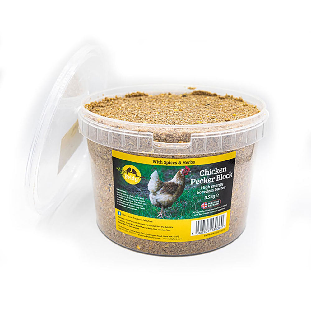 Feldy Chicken Pecking Block, Large 3.5kg bucket