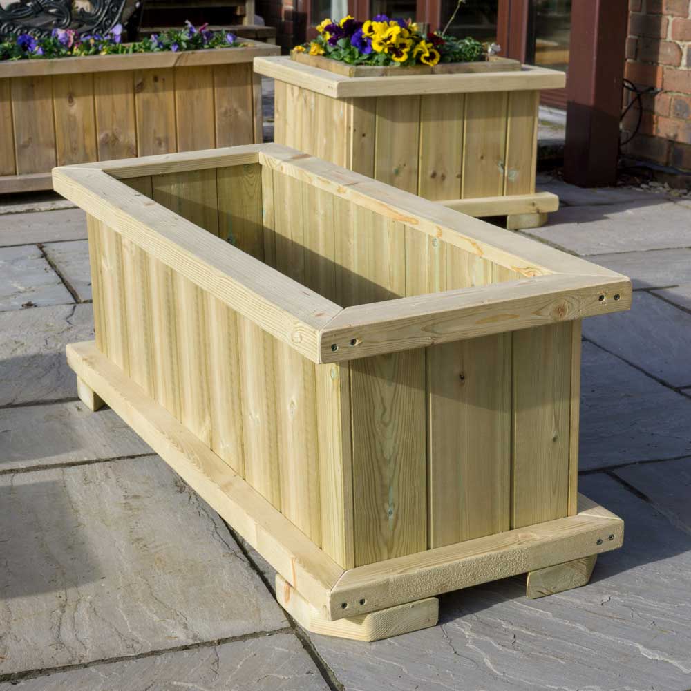 End view Large Holwell Wooden Garden Planter