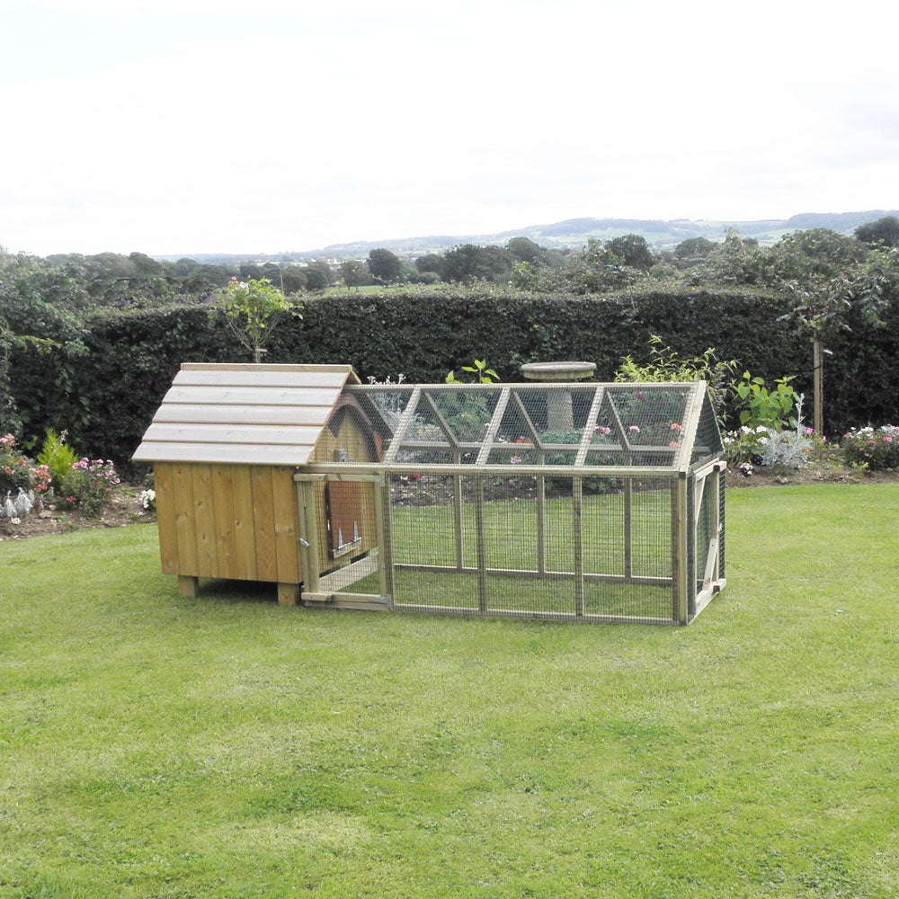 6ft Run on the Maggie's Six Hen House