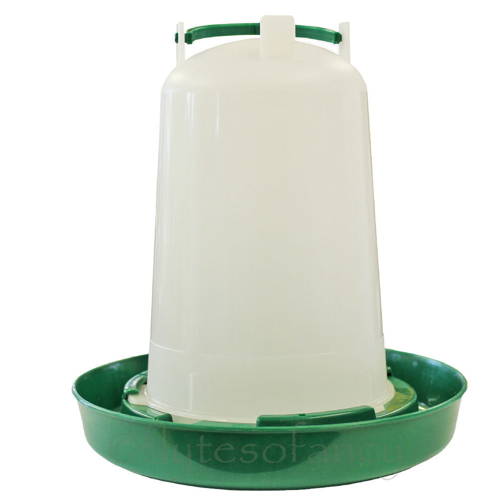 Green Economy Twist Lock Chicken Drinker with handle, 1.5Litre