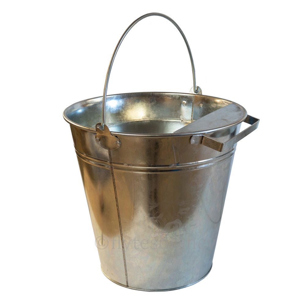 Gaun Galvanised Bucket Drinker, 12 litres (upright)