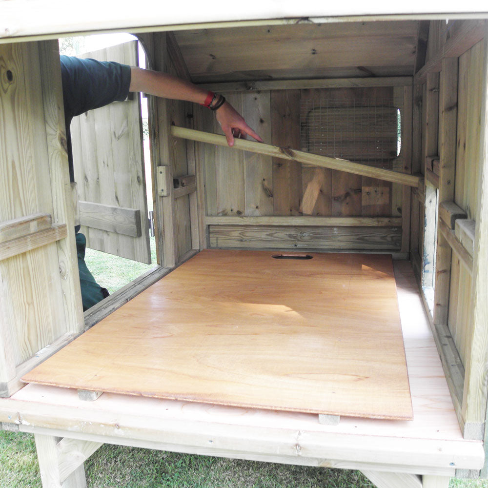 Plywood Dirt Tray for Flyte so Fancy Hen Houses